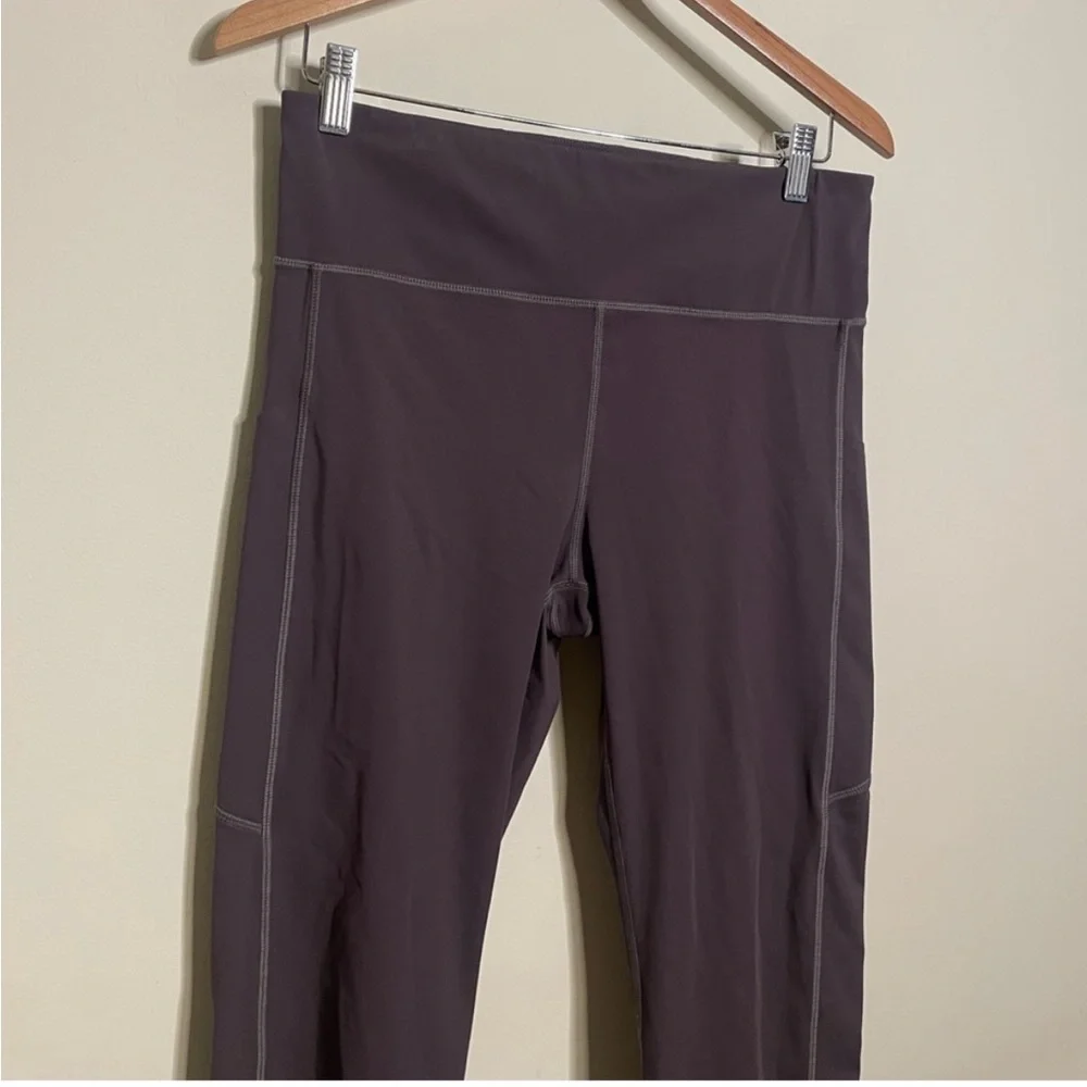 Vuori Women's Stride Legging in Chestnut